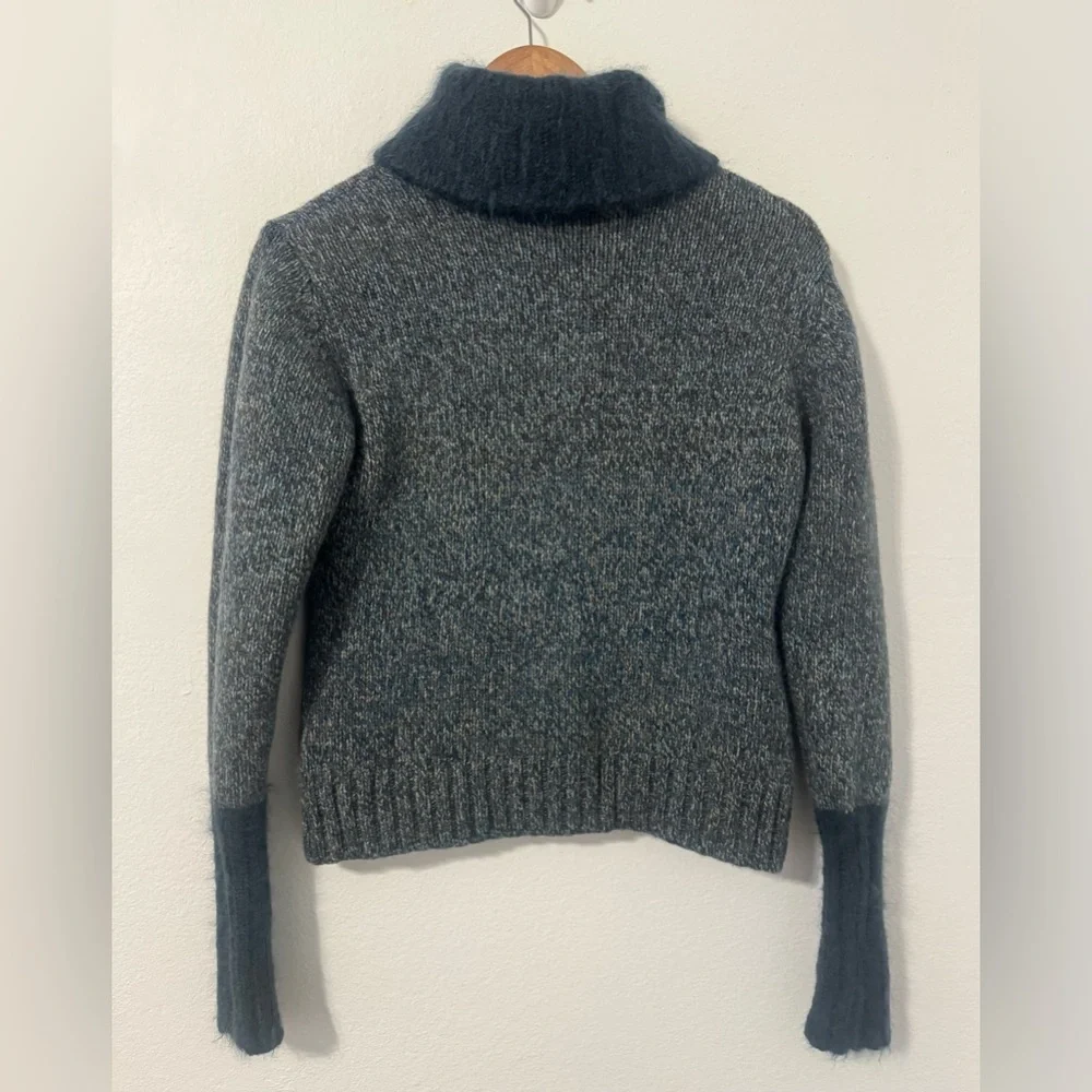 VTG Givenchy Boutique Sweater 80s Wool Blend Fuzzy Collar Made in Japan LG *read - Picture 2 of 9